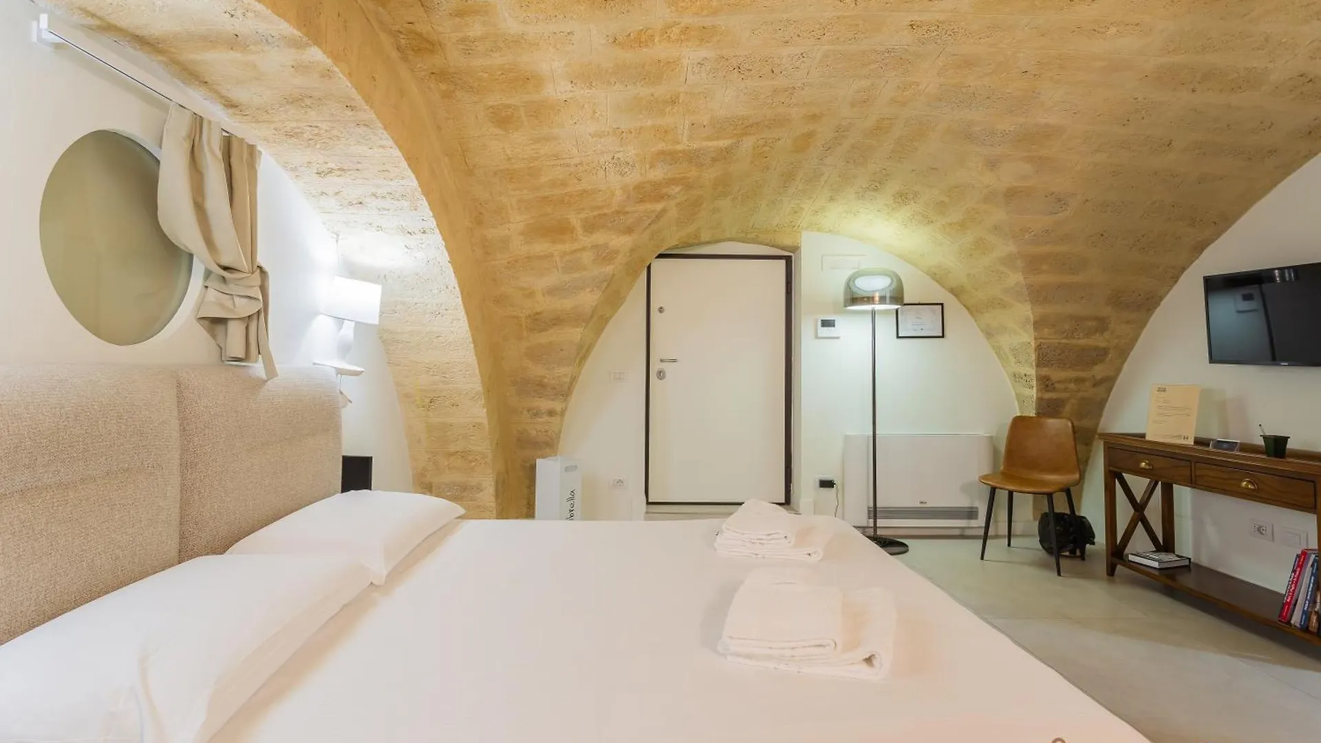 Zema Home Apartment By Apulia Accommodation バーリ