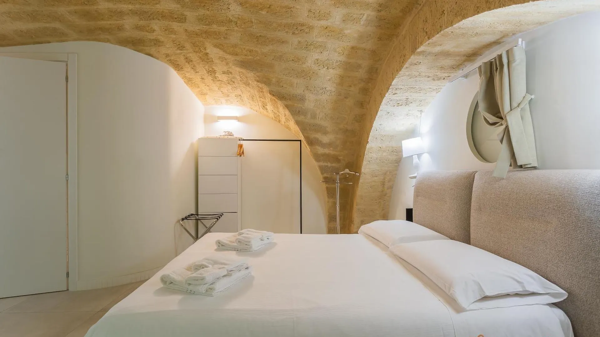 Zema Home Apartment By Apulia Accommodation バーリ
