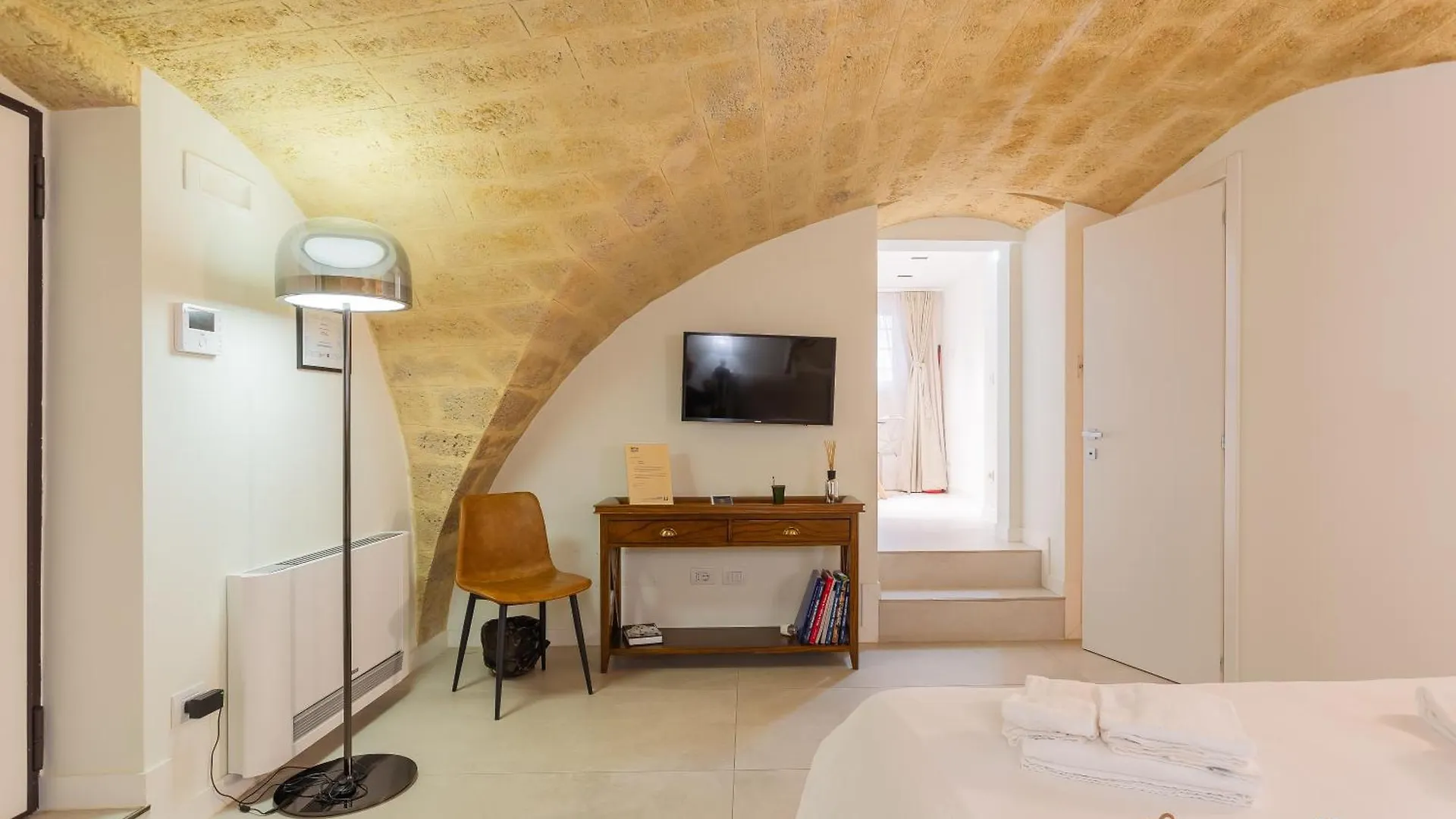 Zema Home Apartment By Apulia Accommodation バーリ