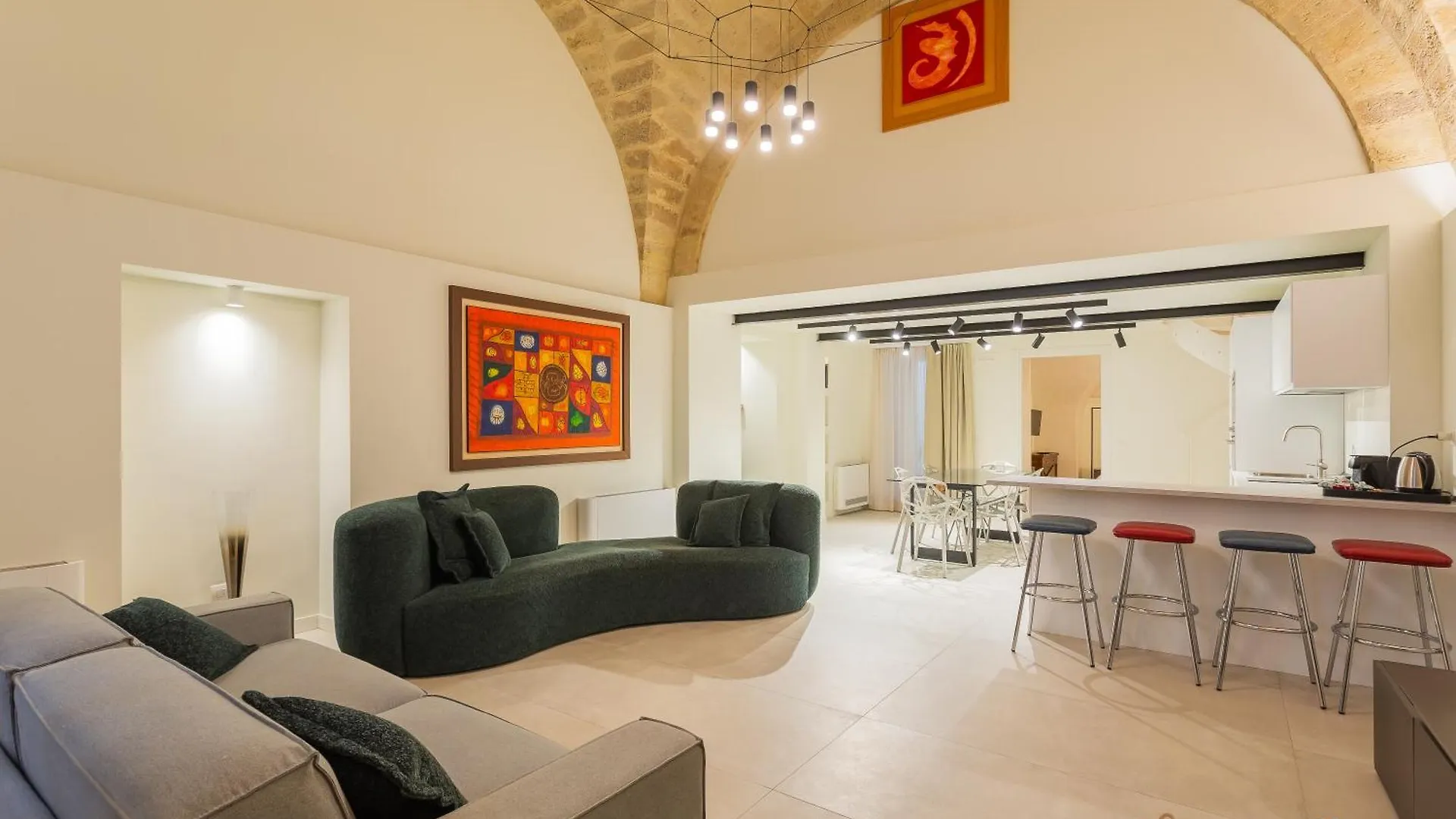 Zema Home Apartment By Apulia Accommodation バーリ 0*,  イタリア
